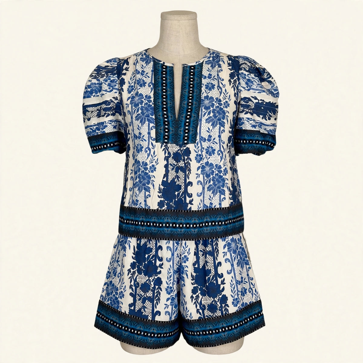 Tuckernuck Blue & White Floral Print Set - Size S (NWT)