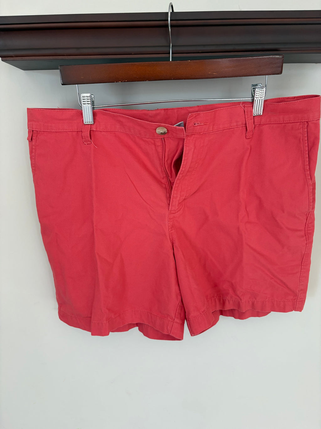 Columbia Coral Cotton Chino Shorts - Size 16W